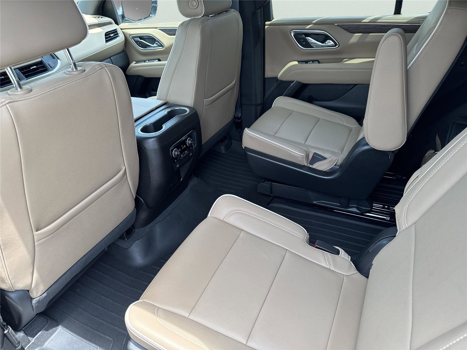 Used 2023 Chevrolet Tahoe Premier RWD image 33