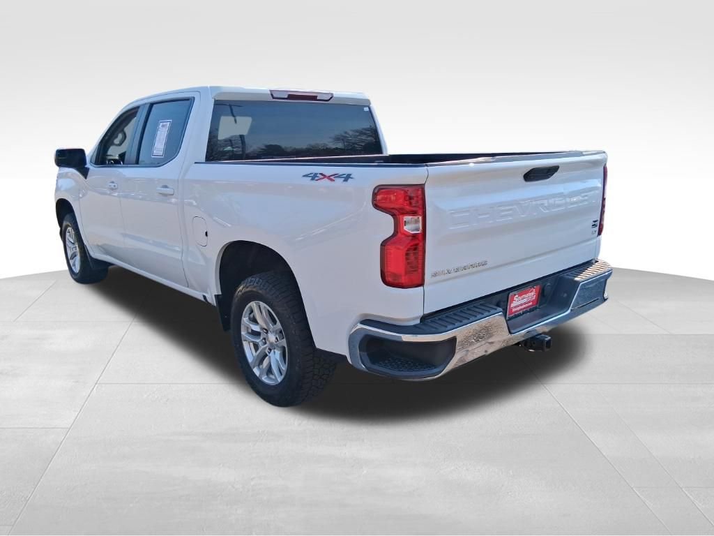Used 2022 Chevrolet Silverado 1500 LT image 3