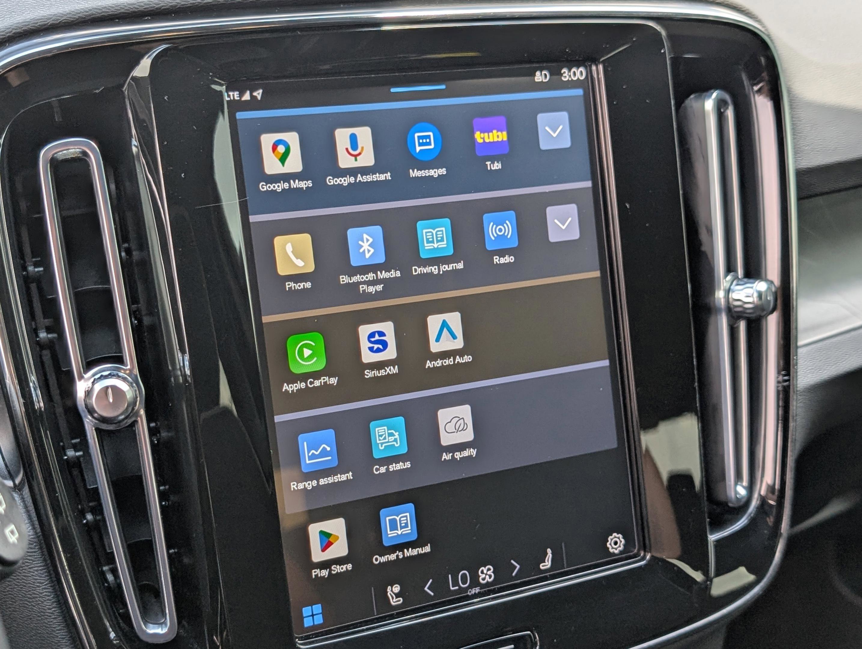 Used 2023 Volvo XC40 Recharge Ultimate w/ Protection Package Premier image 29