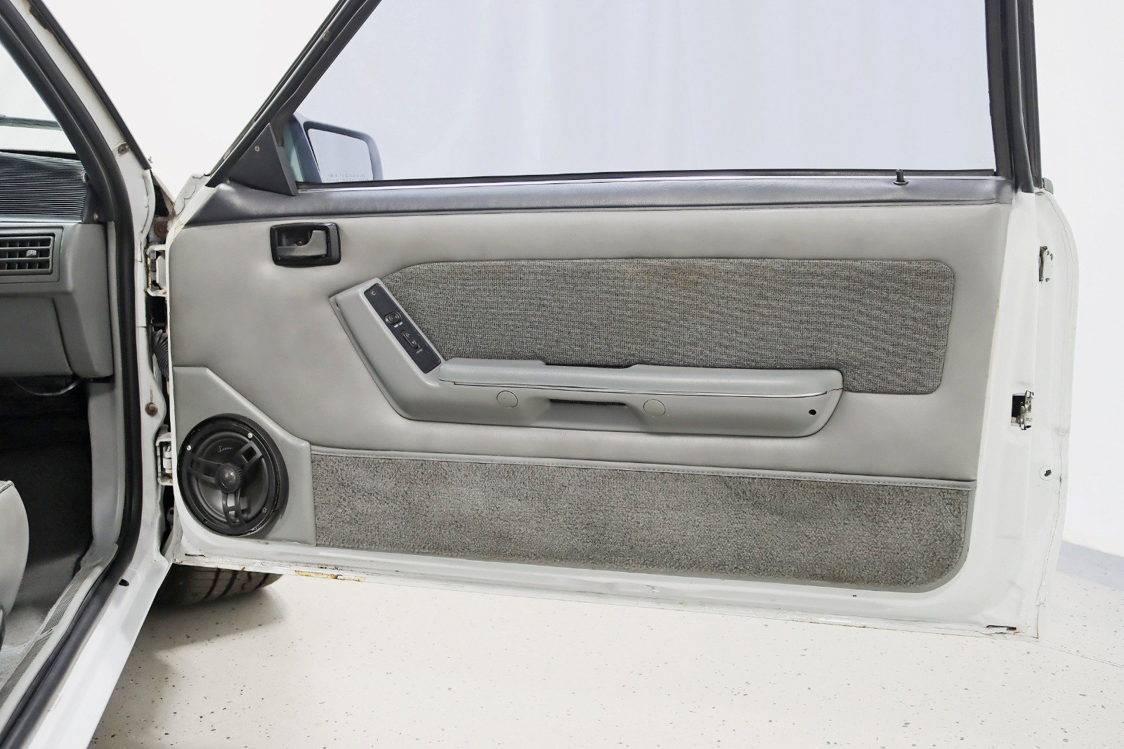 Used 1989 Ford Mustang LX RWD image 24