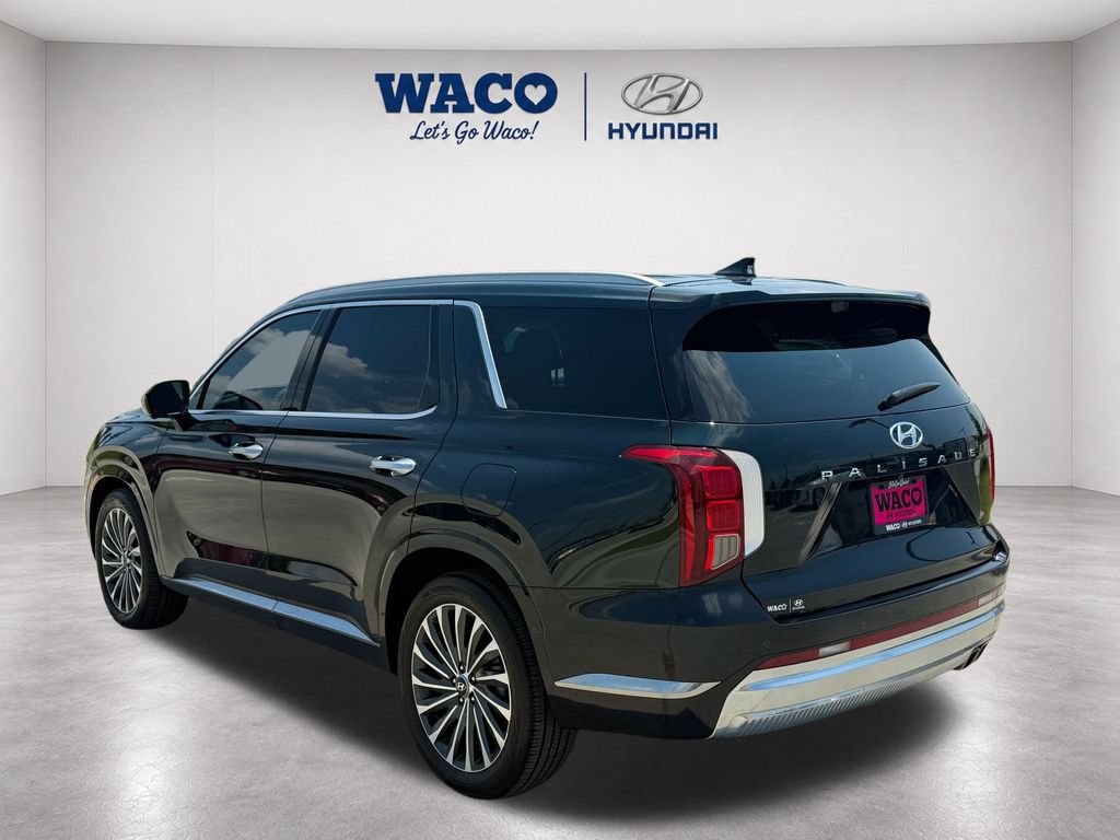 Used 2025 Hyundai Palisade Calligraphy FWD image 5