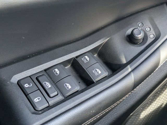 Used 2024 Jeep Grand Cherokee Limited image 21