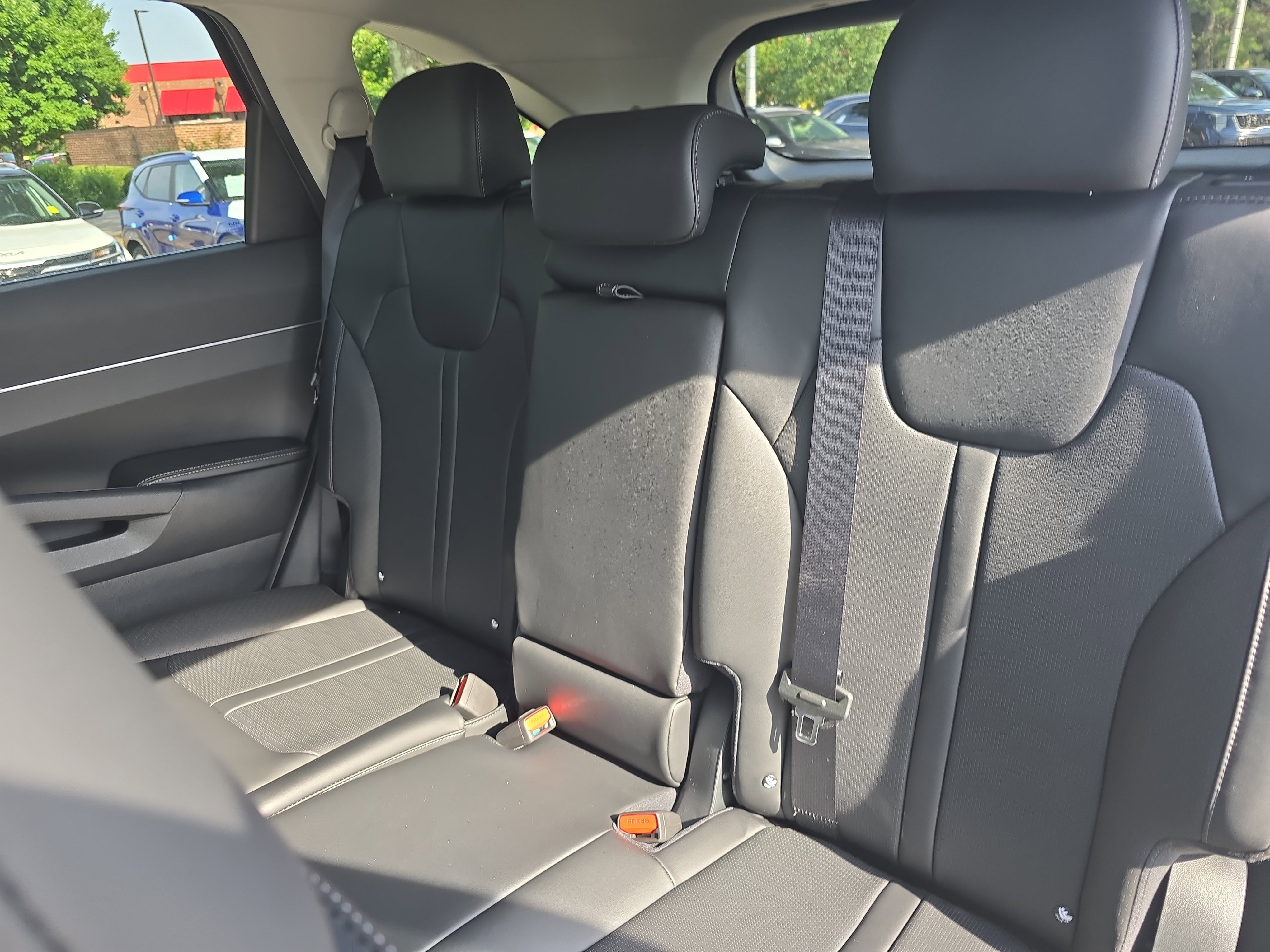 New 2025 Kia Sorento S image 13