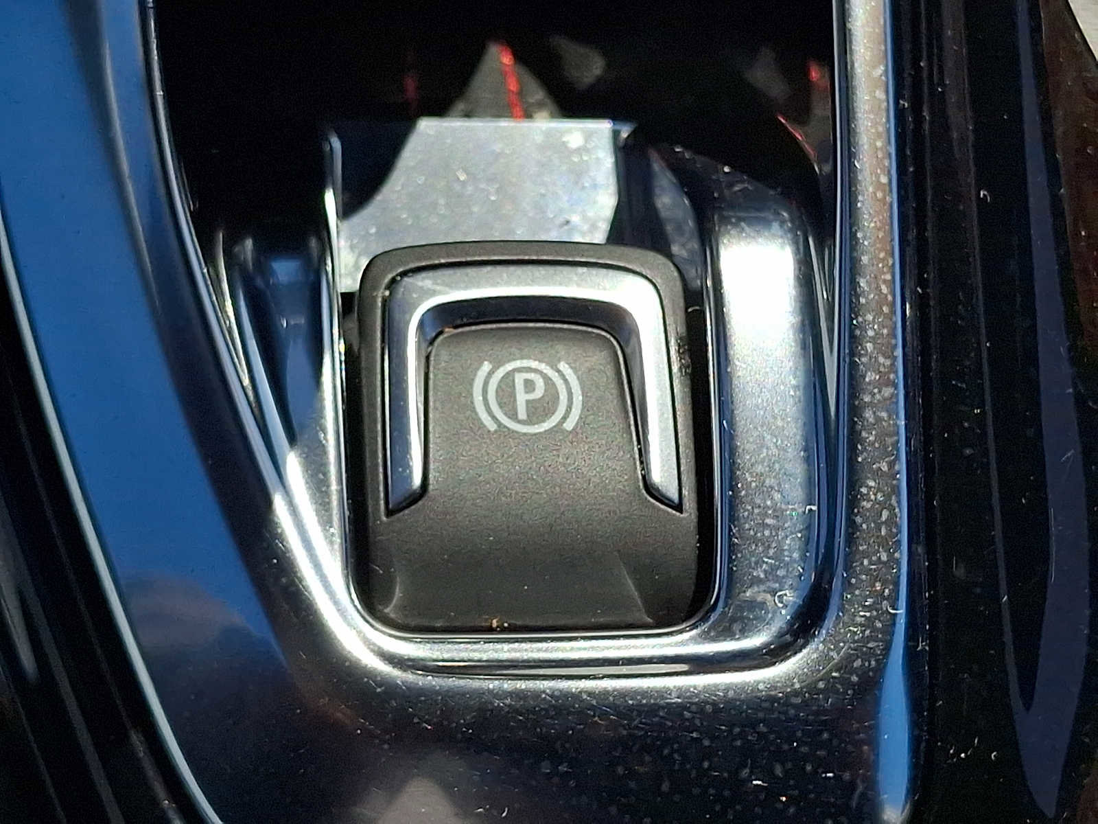 Used 2025 Chevrolet Trax RS w/ Driver Confidence Package image 29