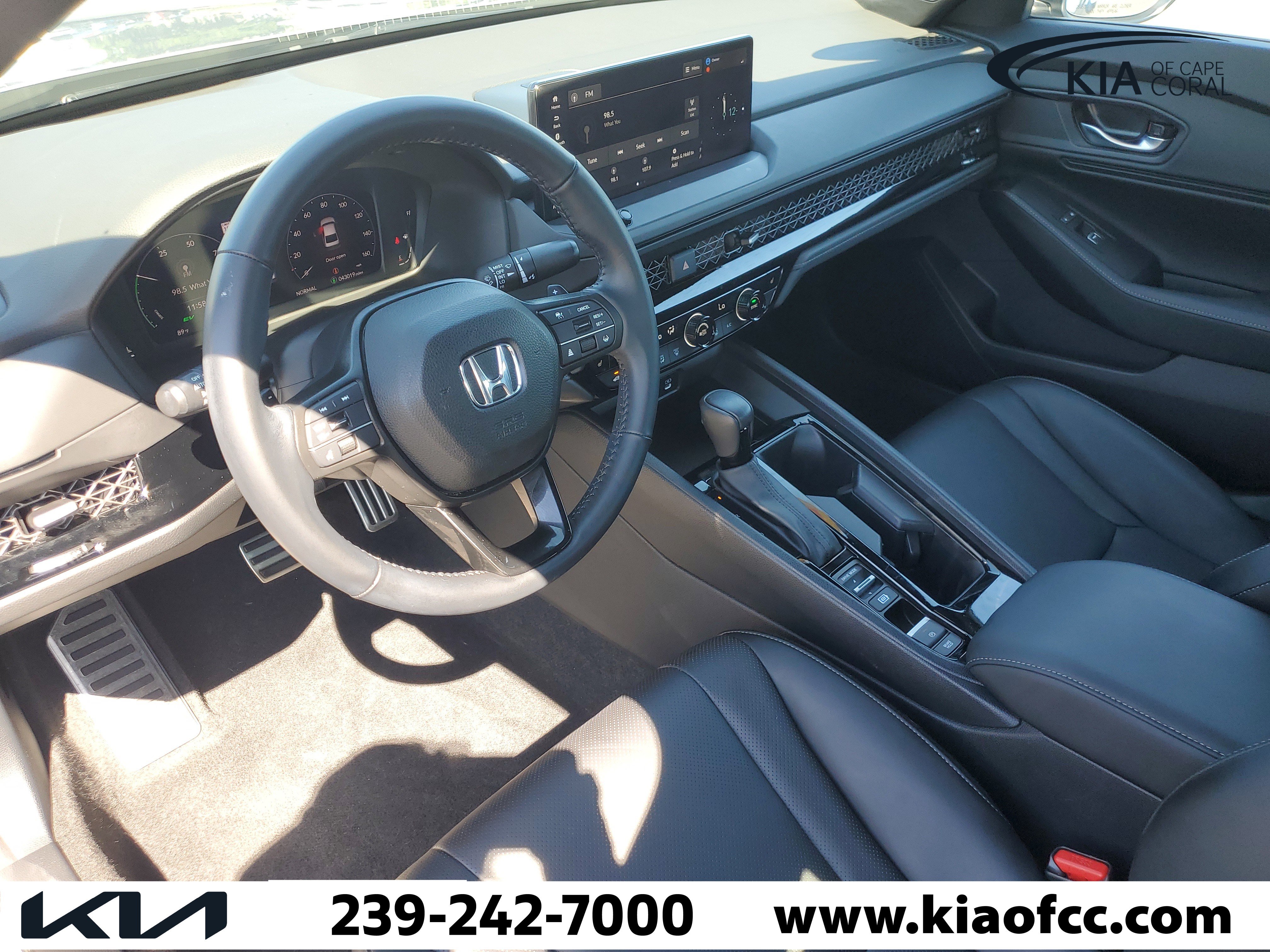 Used 2023 Honda Accord Sport image 21