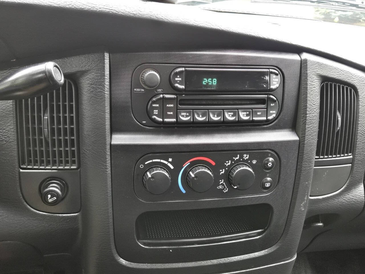 Used 2001 Dodge Ram 3500 Truck 2WD Quad Cab image 26