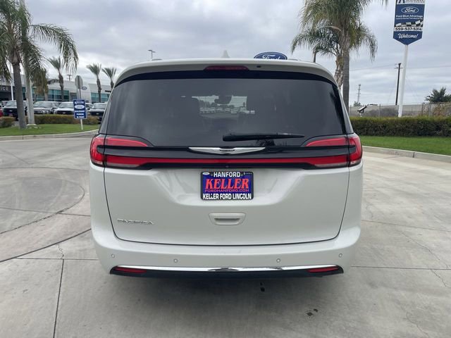 Used 2021 Chrysler Pacifica Touring-L w/ Premium & Safety Sphere Group image 7