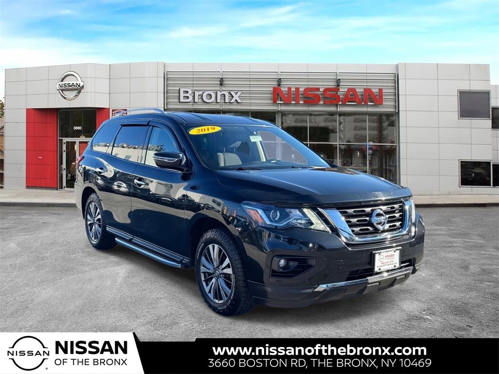 Used 2019 Nissan Pathfinder SV