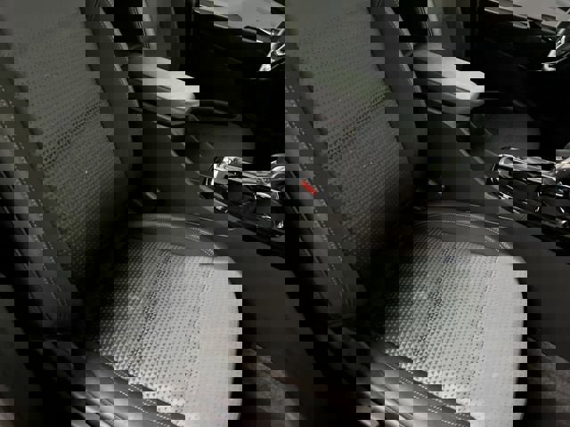 Certified 2025 Chevrolet Trax LT w/ LT Convenience Package image 27