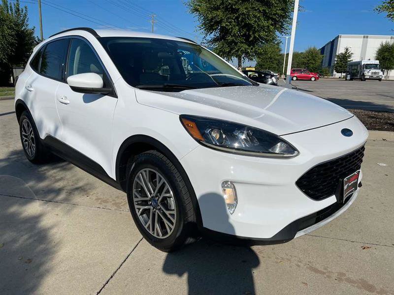 Used 2020 Ford Escape SEL AWD/4WD image 3