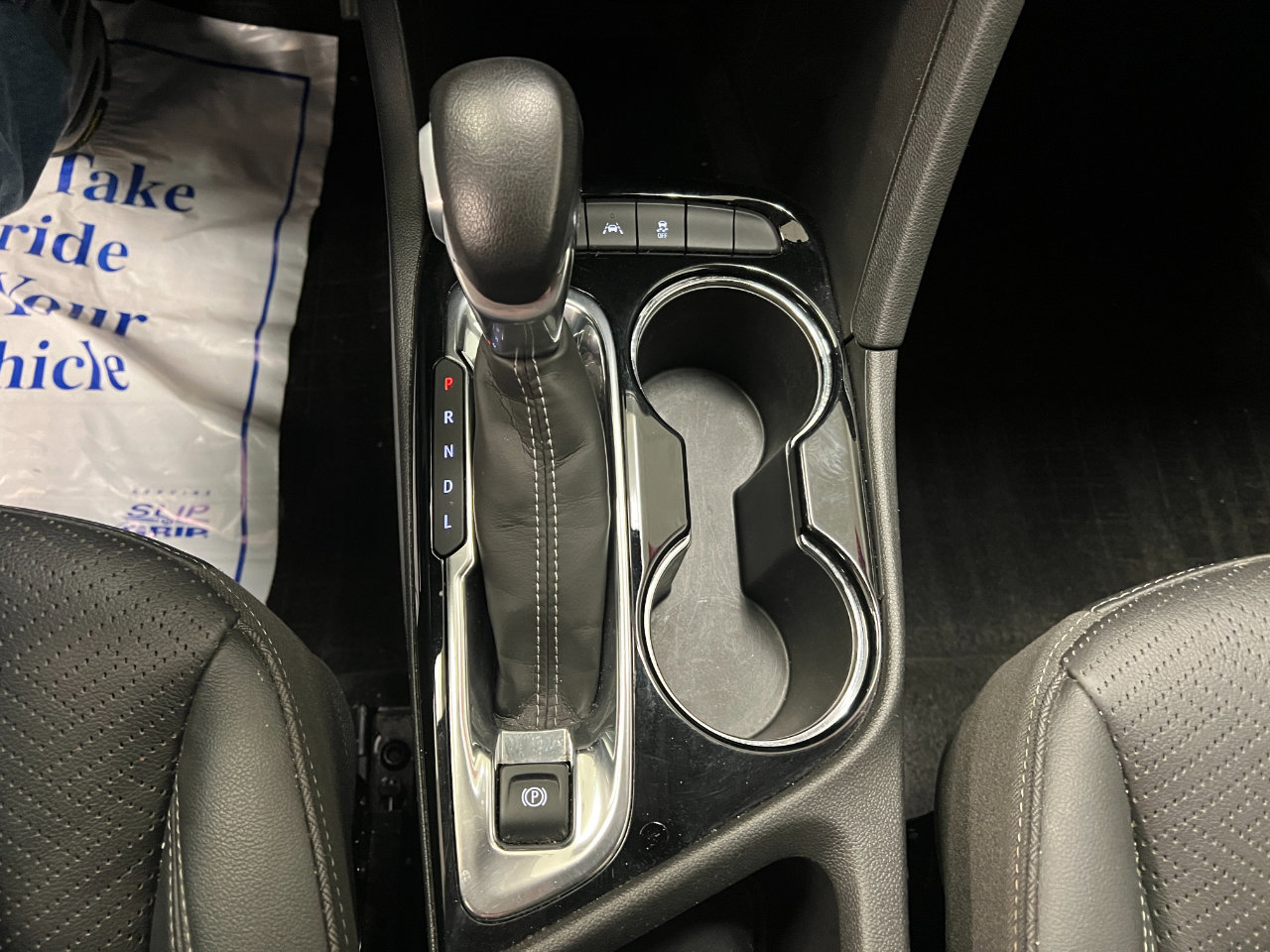 Used 2023 Buick Encore GX Essence w/ Experience Buick Package image 38