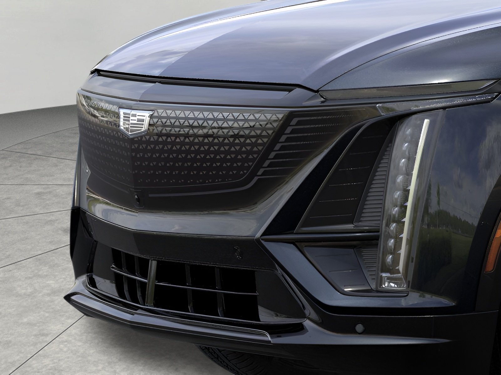 New 2026 Cadillac Lyriq Premium Sport w/ LPO, Floor Liner Package AWD/4WD image 13
