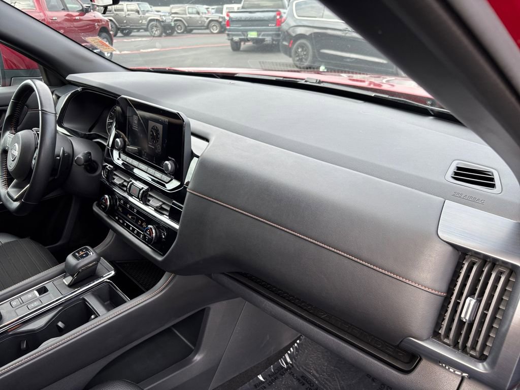 Used 2023 Nissan Pathfinder Rock Creek AWD/4WD image 27