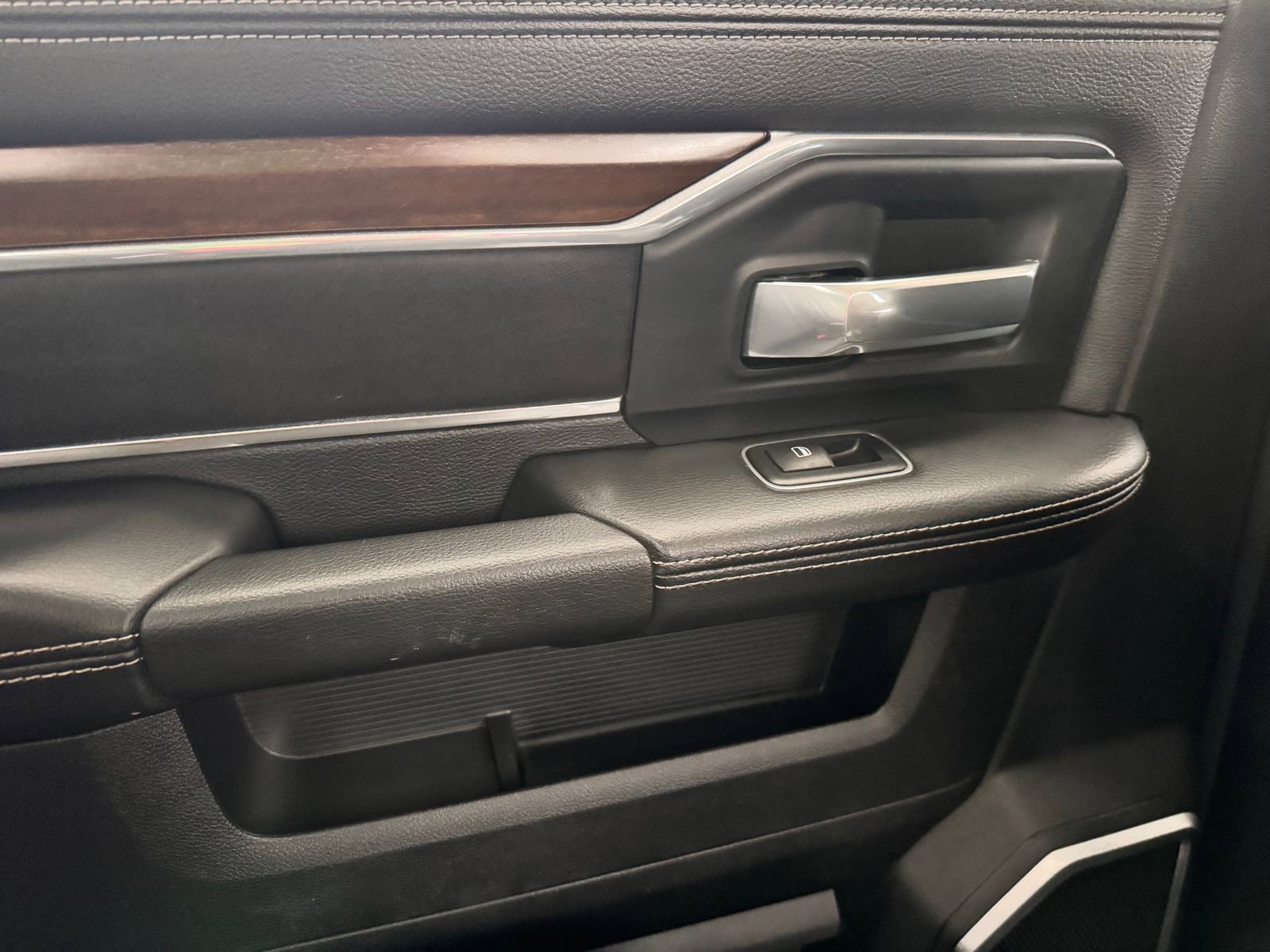 Used 2022 RAM 2500 Laramie image 24