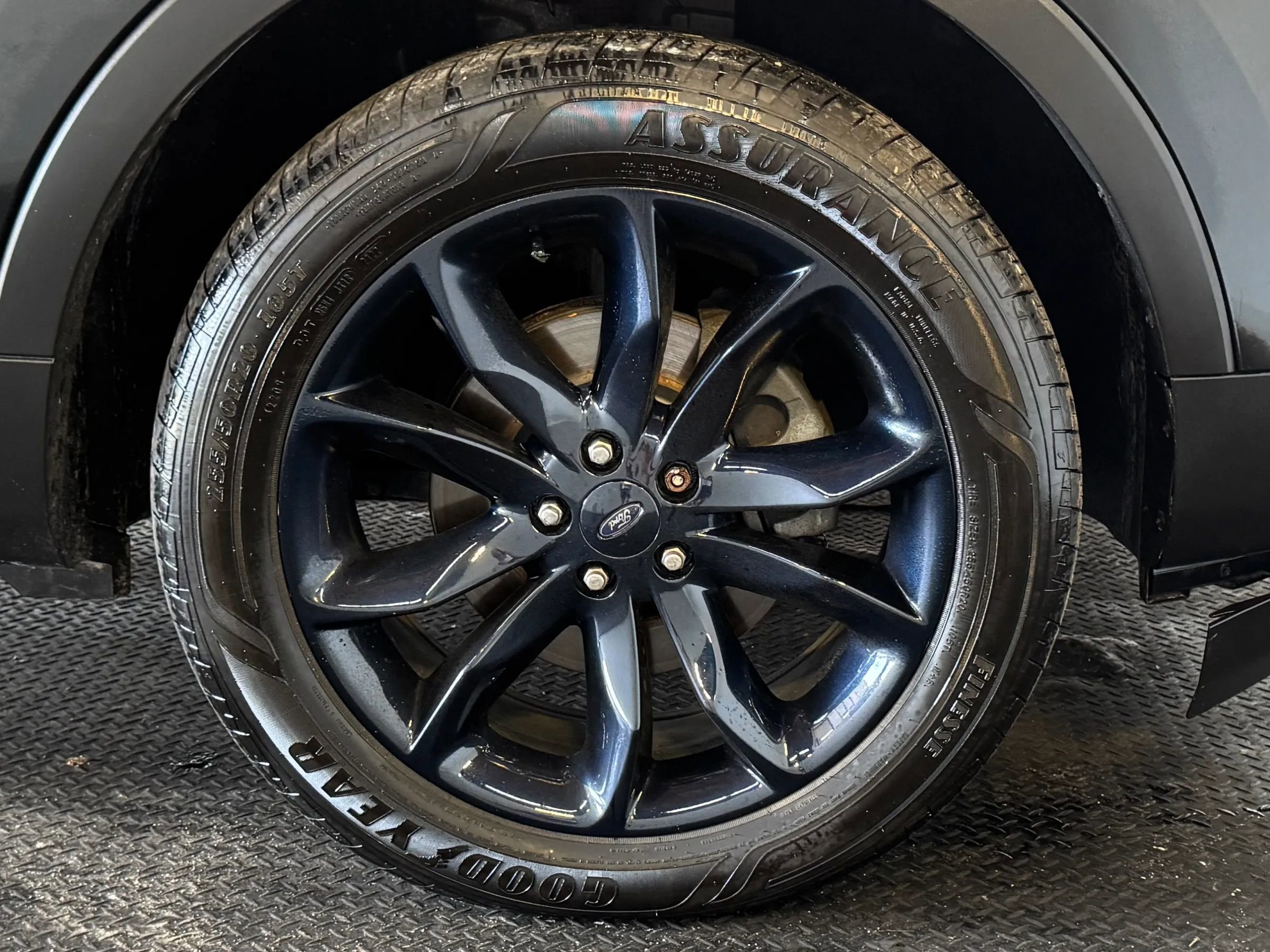 Used 2013 Ford Explorer XLT image 9