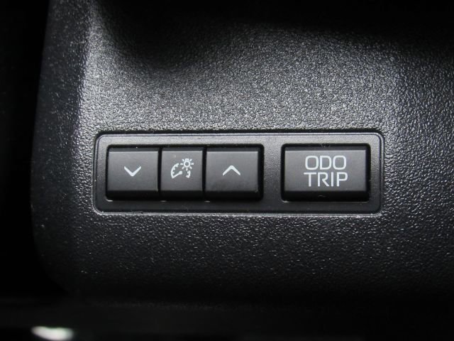 Used 2023 Toyota bZ4X XLE w/ Weather Package image 38