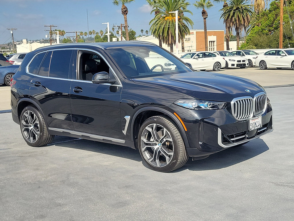 Used 2026 BMW X5 sDrive40i w/ Climate Comfort Package RWD image 4