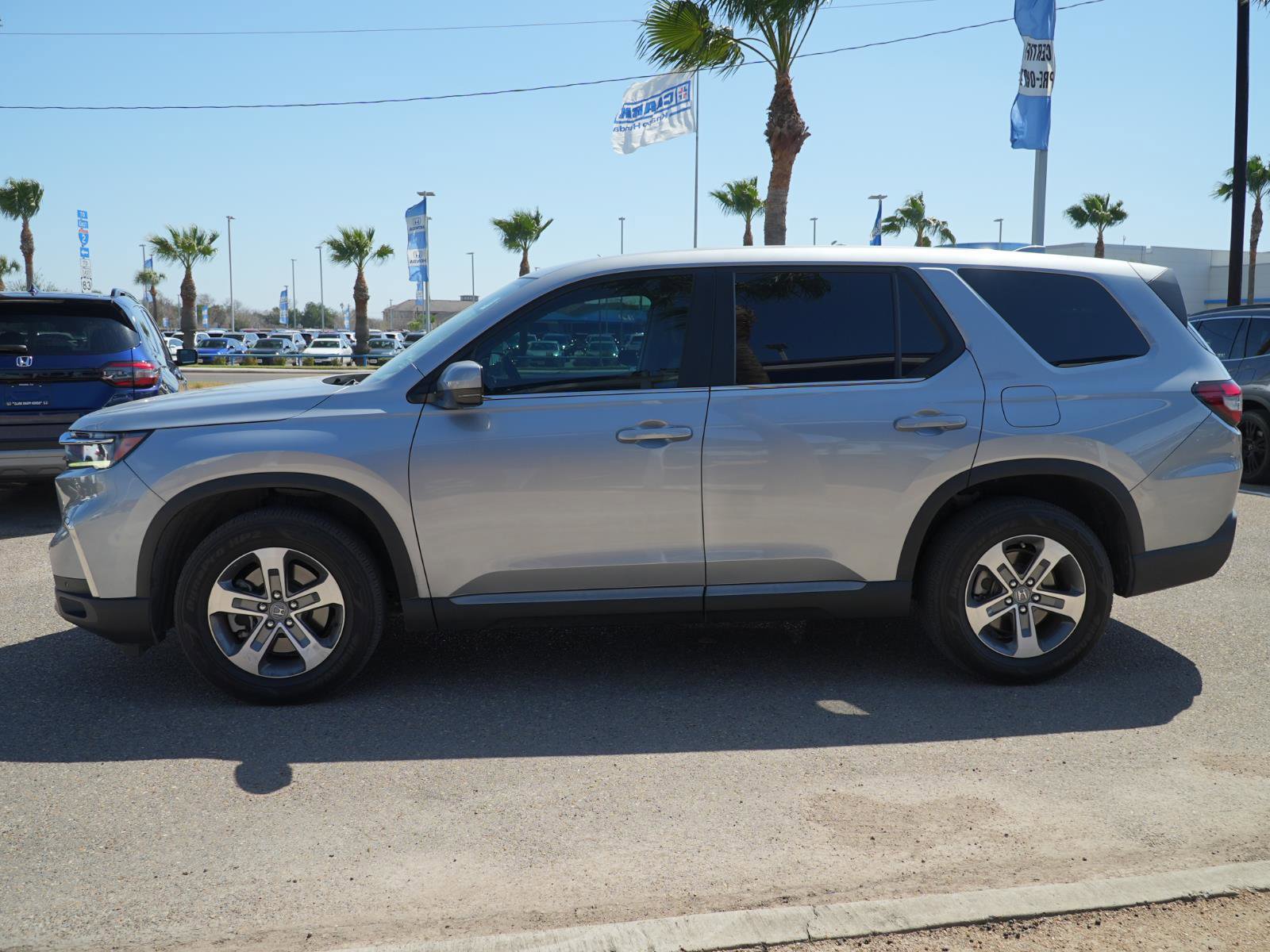 Used 2024 Honda Pilot EX-L image 10