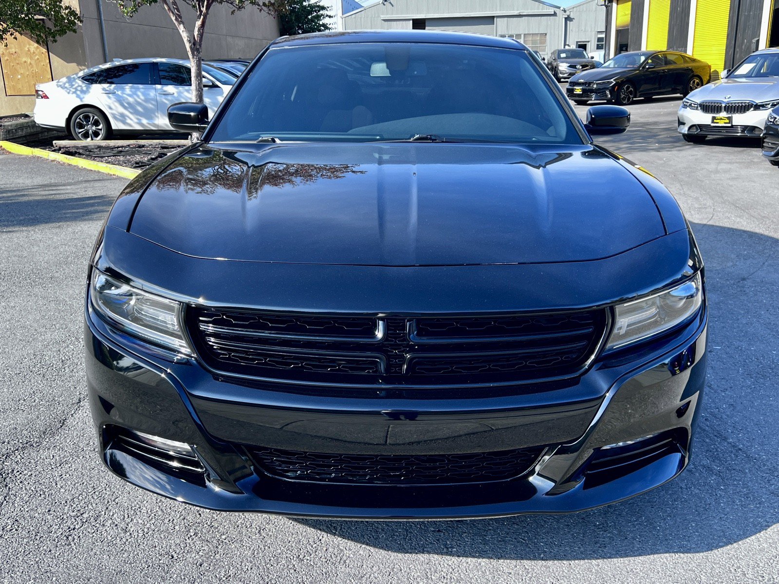 Used 2020 Dodge Charger GT RWD image 3