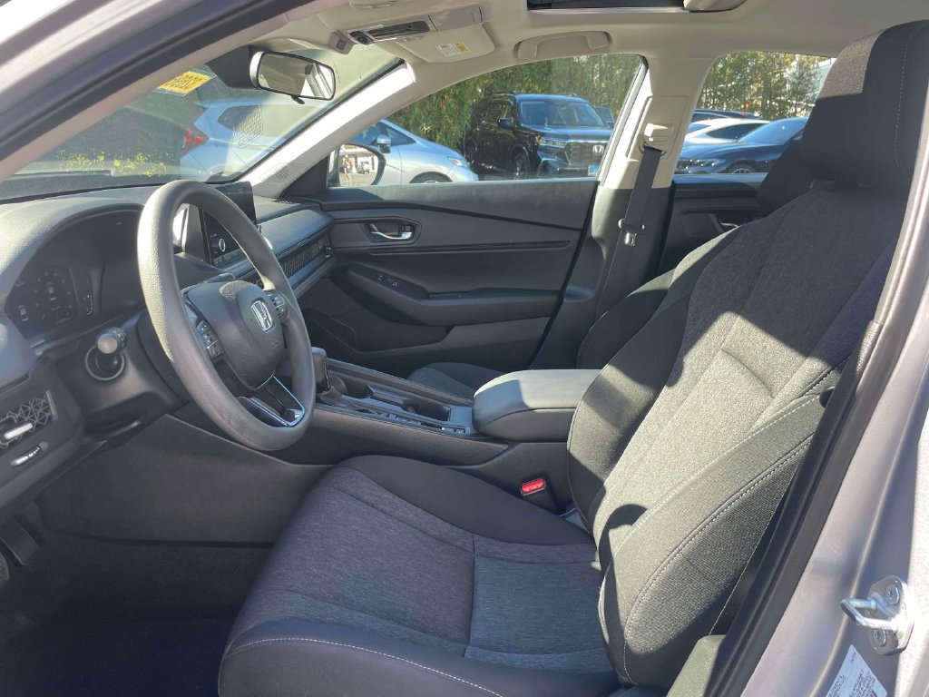 Used 2024 Honda Accord EX image 15
