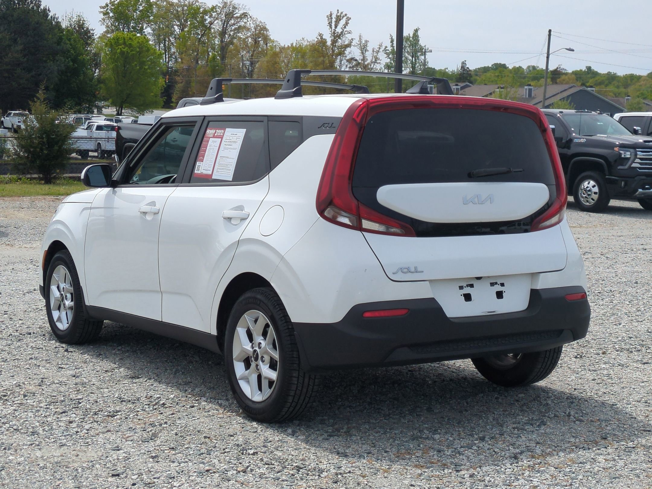 Used 2022 Kia Soul LX w/ Technology Package FWD image 7