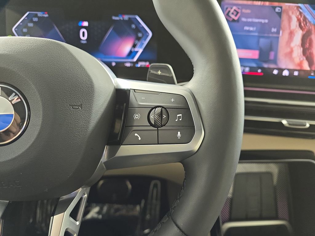 Used 2025 BMW X2 xDrive28i w/ Technology Package image 21