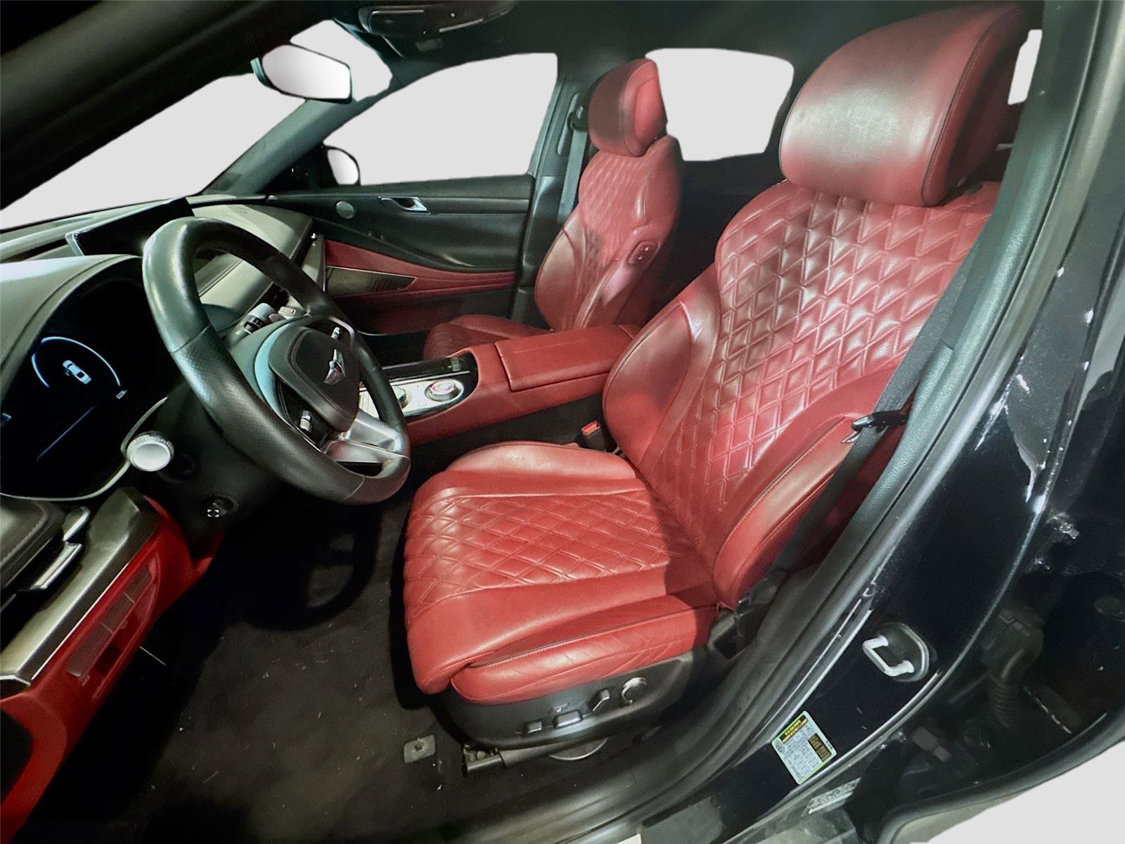 Used 2024 Genesis G80 2.5T w/ Sport Prestige Package image 9