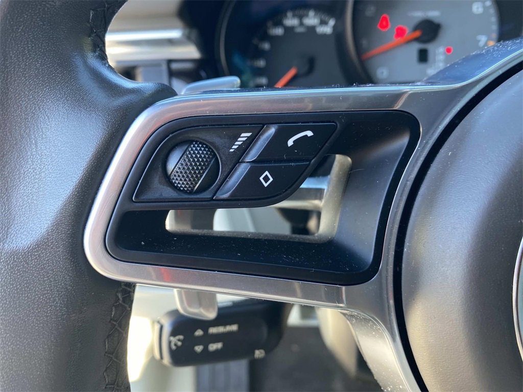 Used 2020 Porsche Macan S image 17