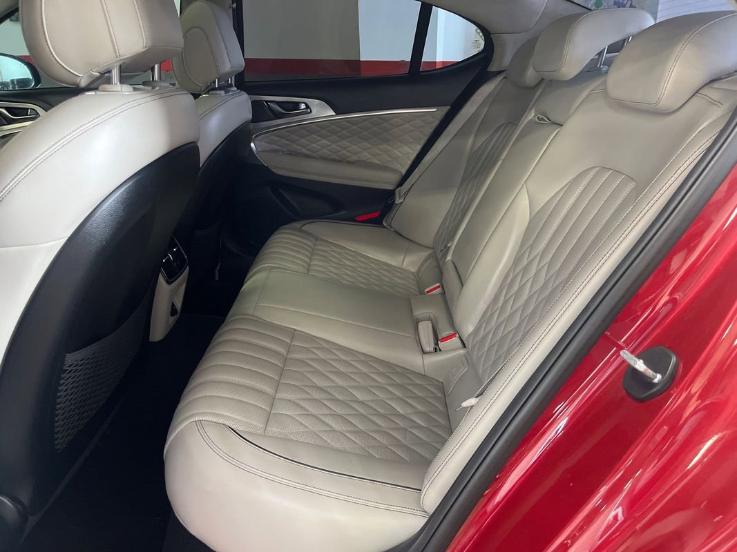 Used 2021 Genesis G70 2.0T w/ Prestige Package image 30