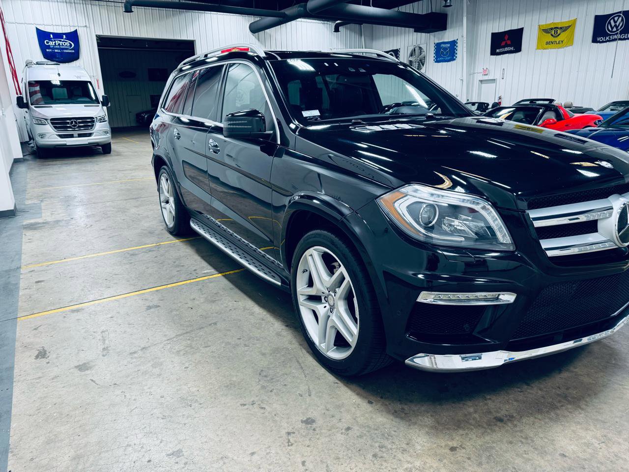 Used 2014 Mercedes-Benz GL 550 4MATIC image 18
