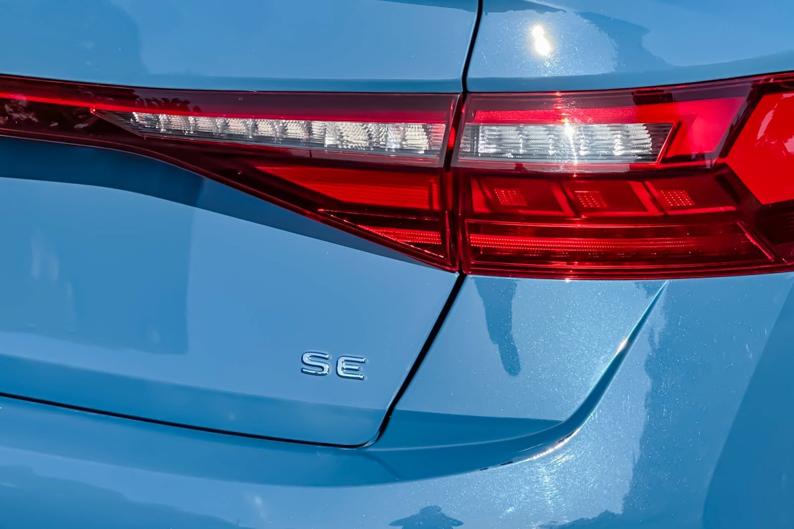Used 2025 Volkswagen Jetta SE FWD image 37