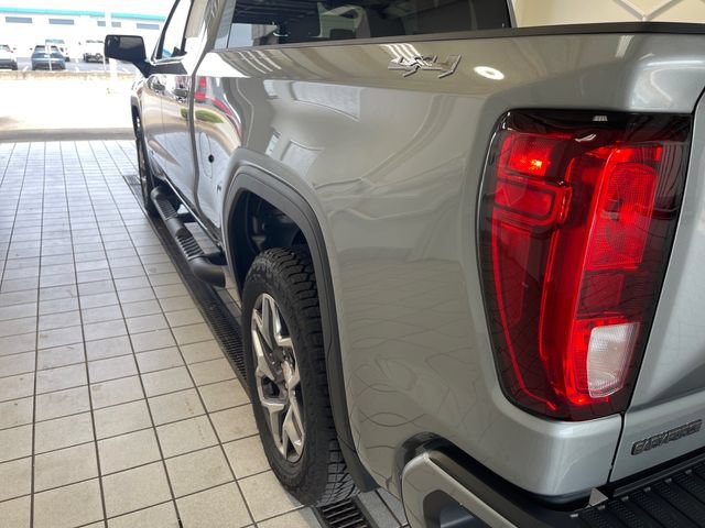 Used 2026 GMC Sierra 1500 Elevation w/ Elevation Select Package AWD/4WD image 18