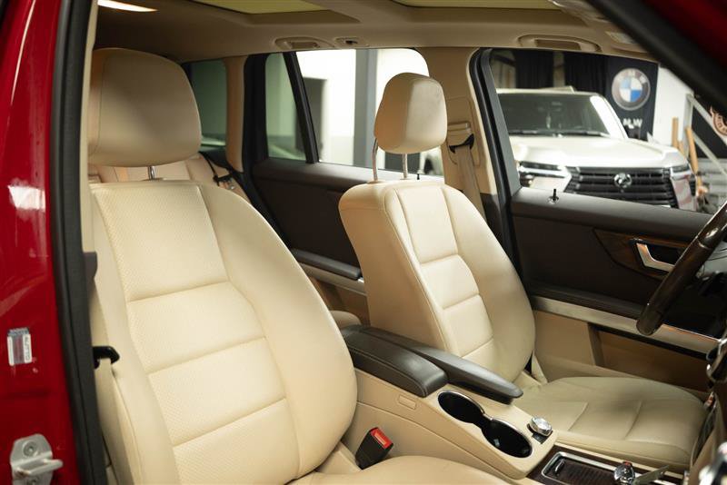 Used 2014 Mercedes-Benz GLK 350 4MATIC image 15
