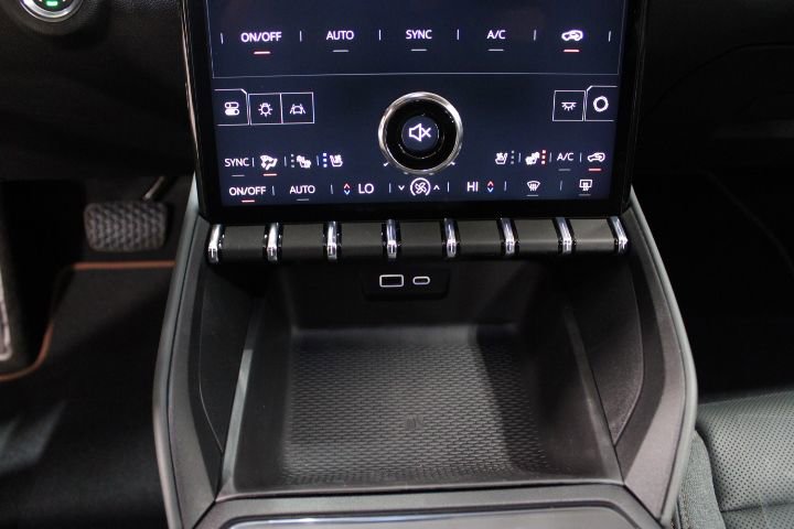 New 2026 GMC Terrain AT4 AWD/4WD image 32