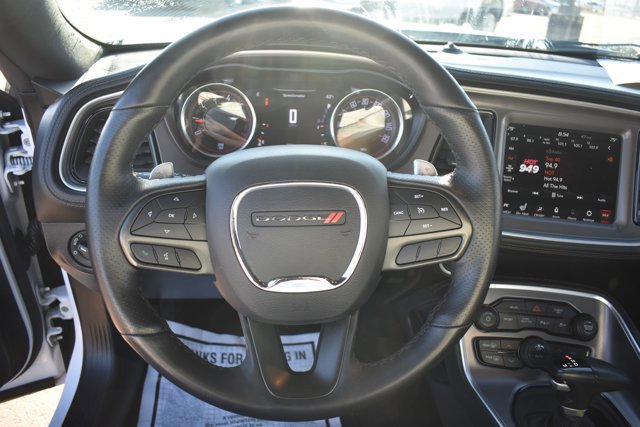 Used 2022 Dodge Challenger R/T w/ Plus Package image 18