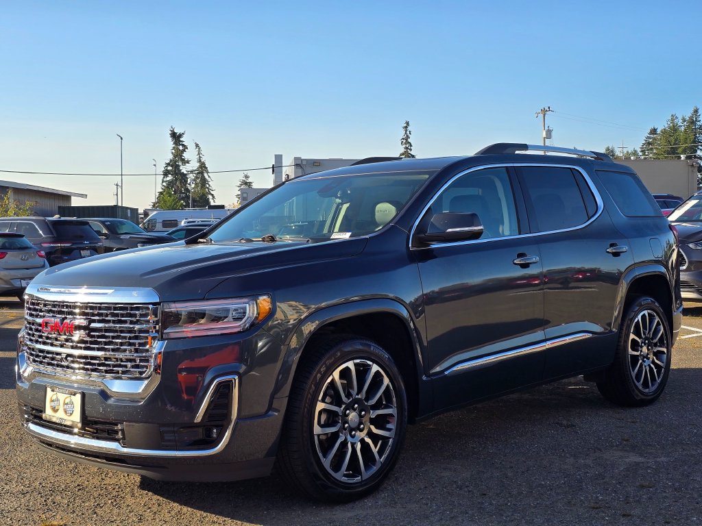 Used 2020 GMC Acadia Denali w/ Denali Ultimate Package AWD/4WD image 4