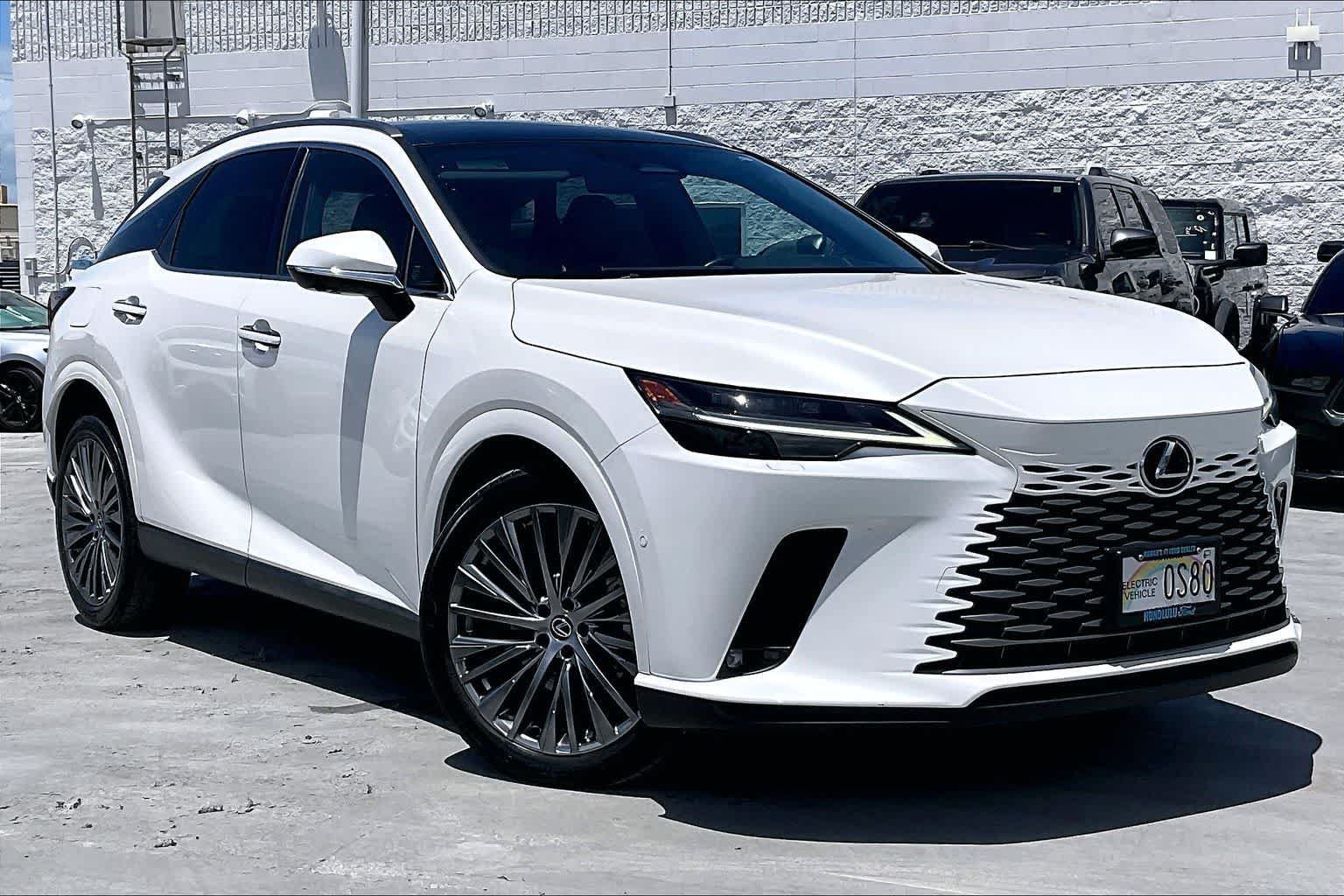 Used 2024 Lexus RX 450h AWD w/ Luxury Package image 21