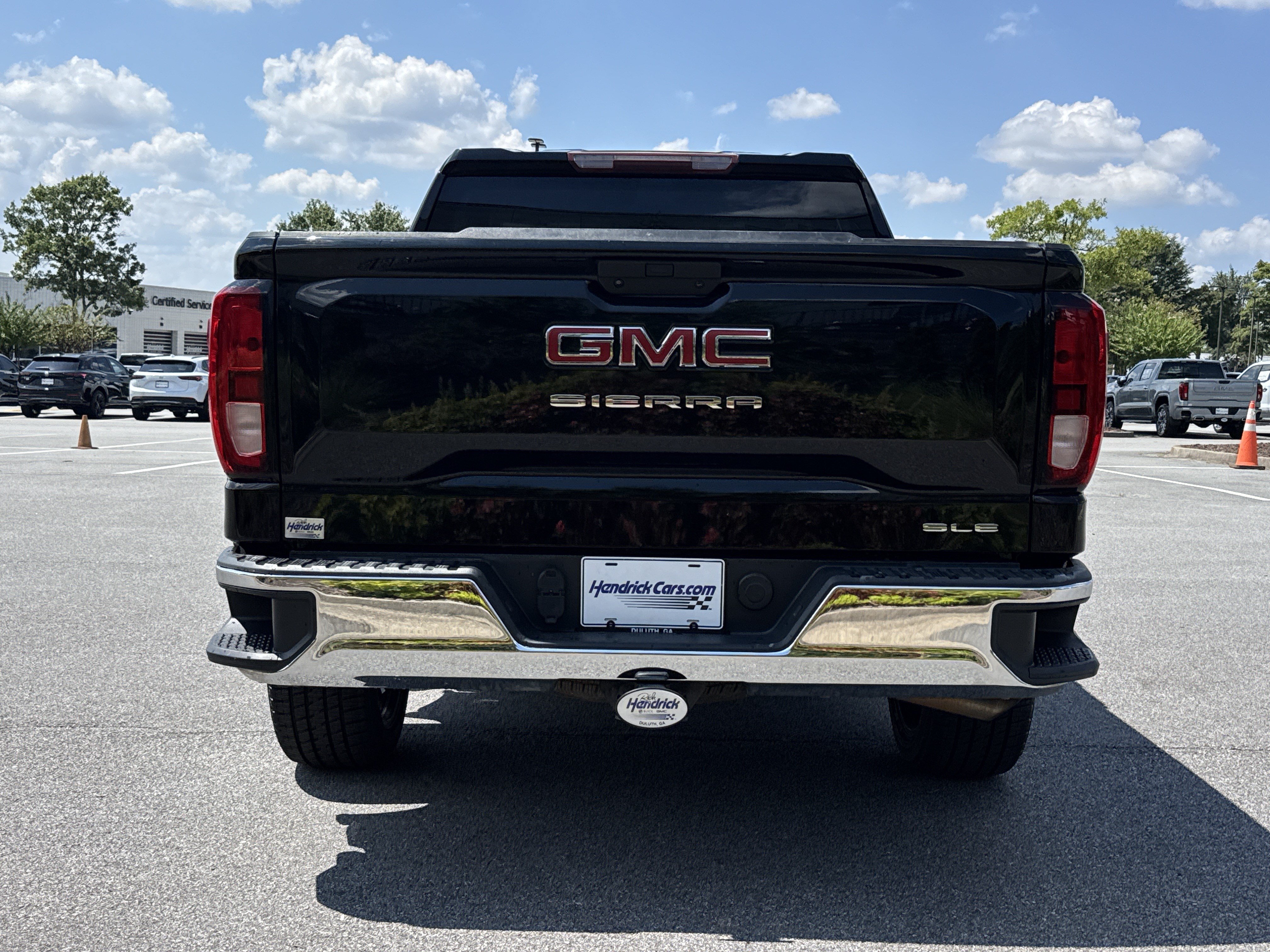 Used 2020 GMC Sierra 1500 SLE w/ SLE Value Package AWD/4WD image 9