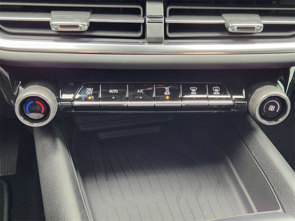 New 2026 Chevrolet Equinox EV LT image 14