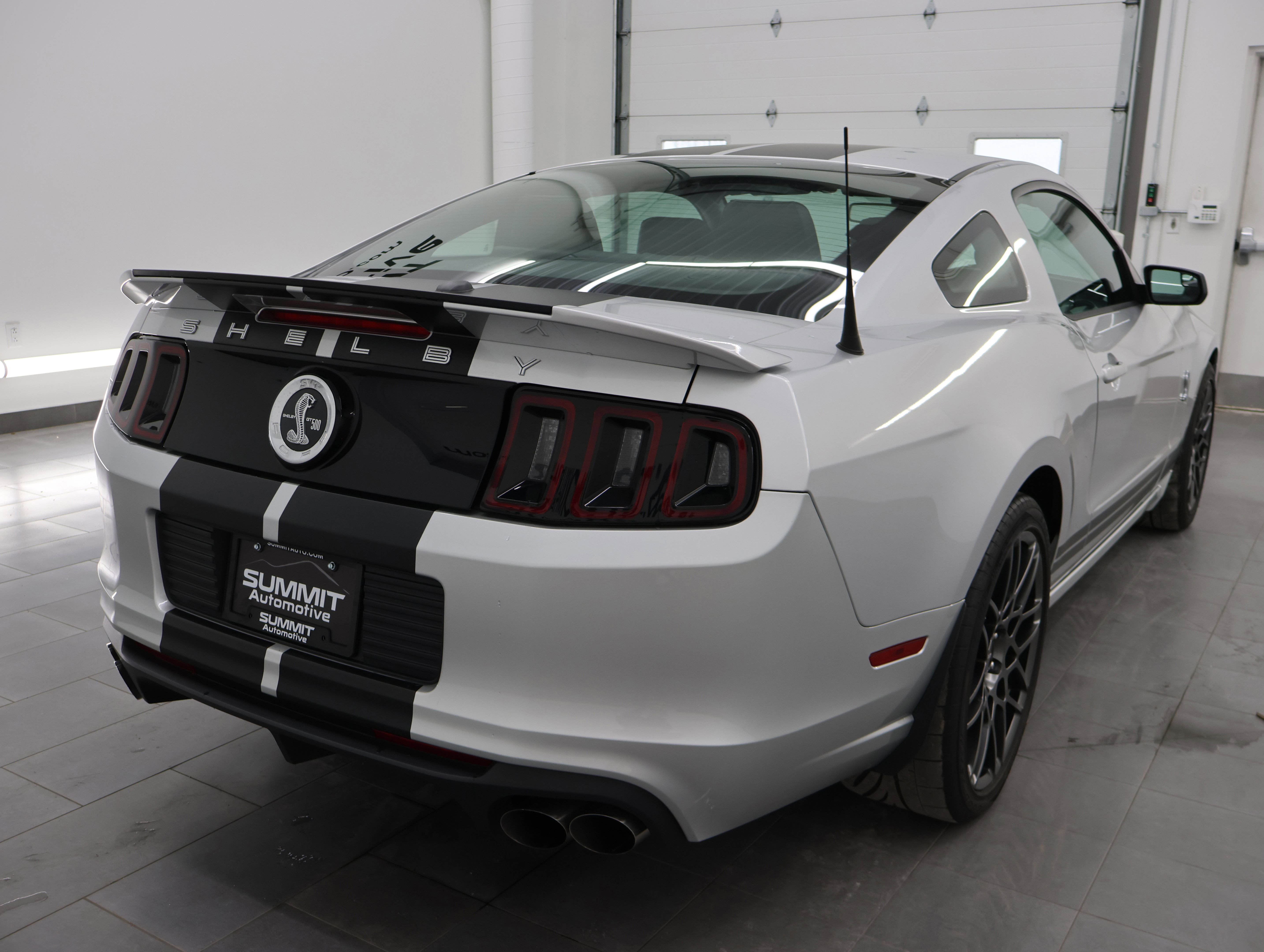 Used 2014 Ford Mustang Shelby GT500 w/ Equipment Group 821A RWD image 5