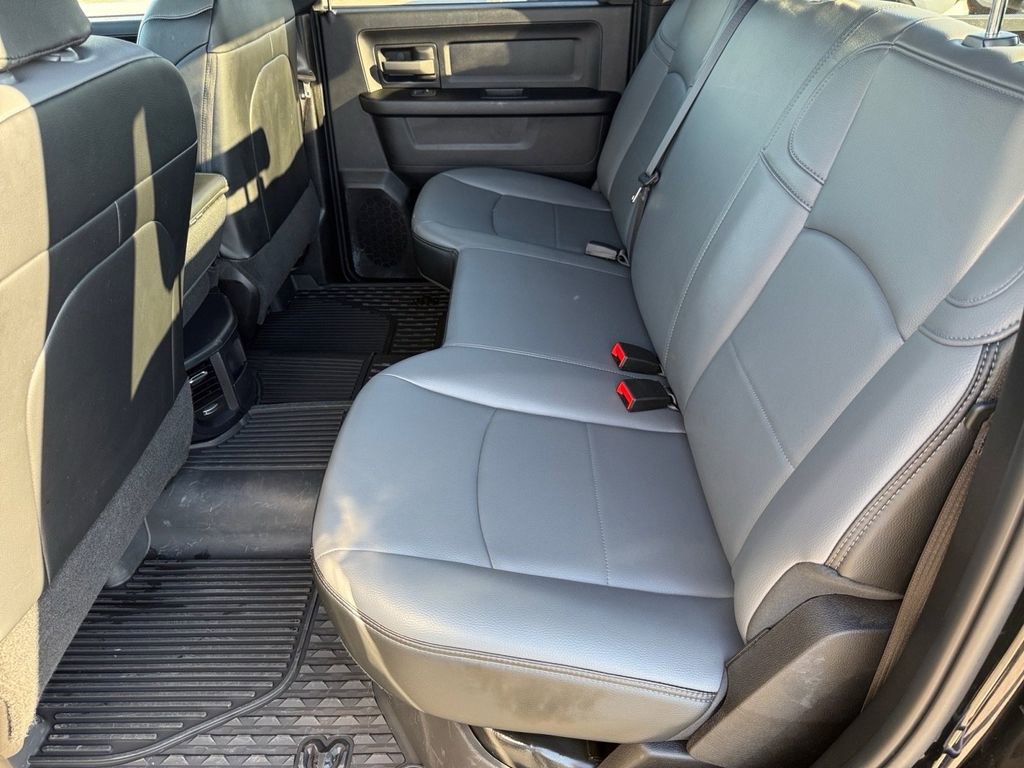 Used 2024 RAM 3500 Tradesman w/ Chrome Appearance Group image 11