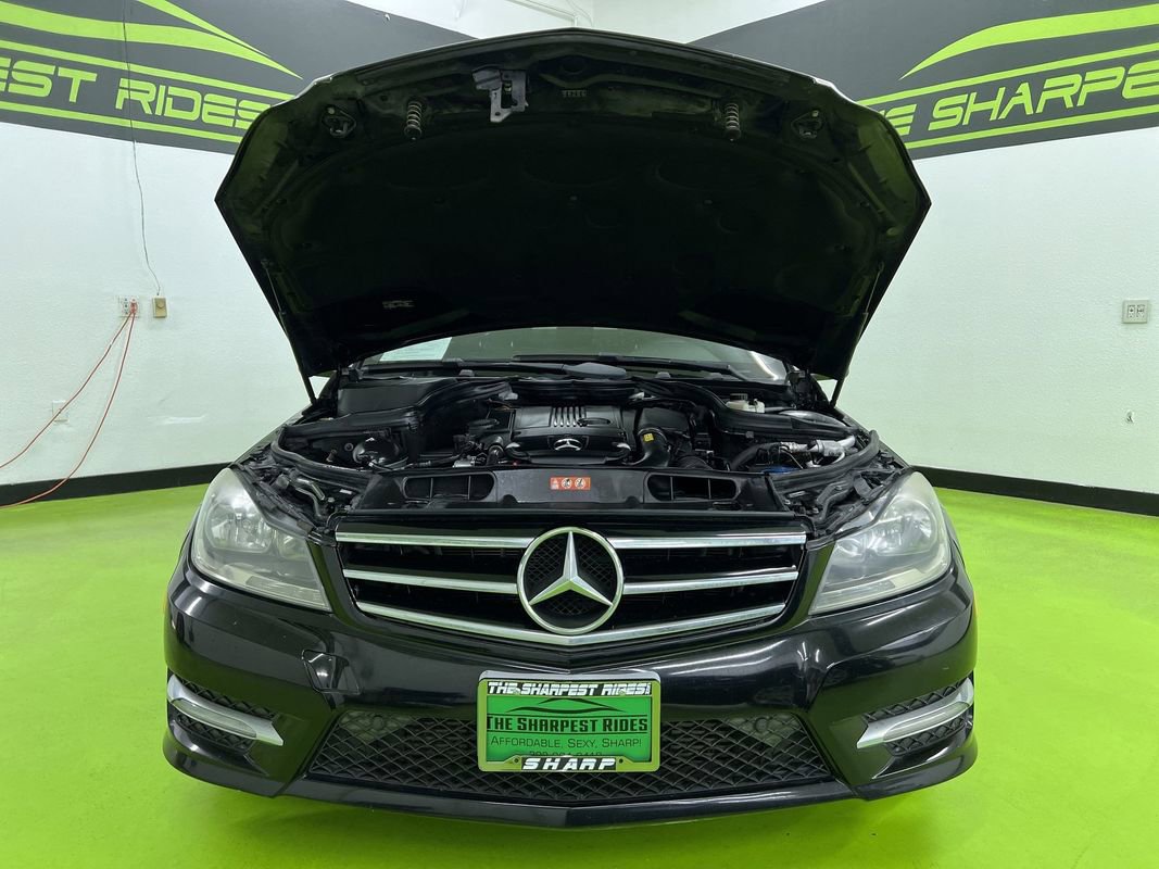 Used 2014 Mercedes-Benz C 250 Sedan image 4