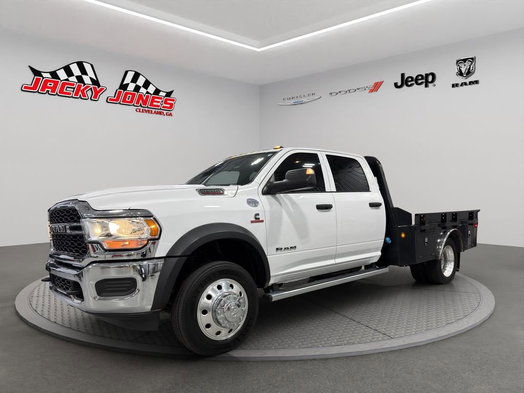 Used 2021 RAM 4500 Tradesman w/ Chrome Appearance Group image 2