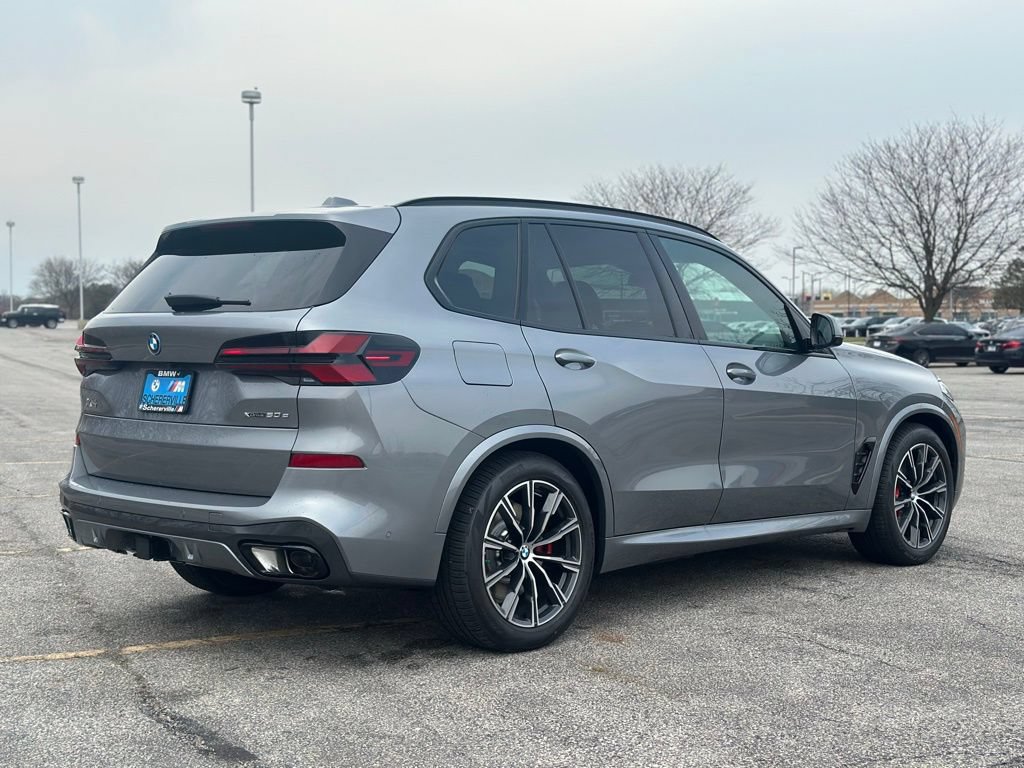 New 2026 BMW X5 xDrive50e w/ M Sport Package AWD/4WD image 7