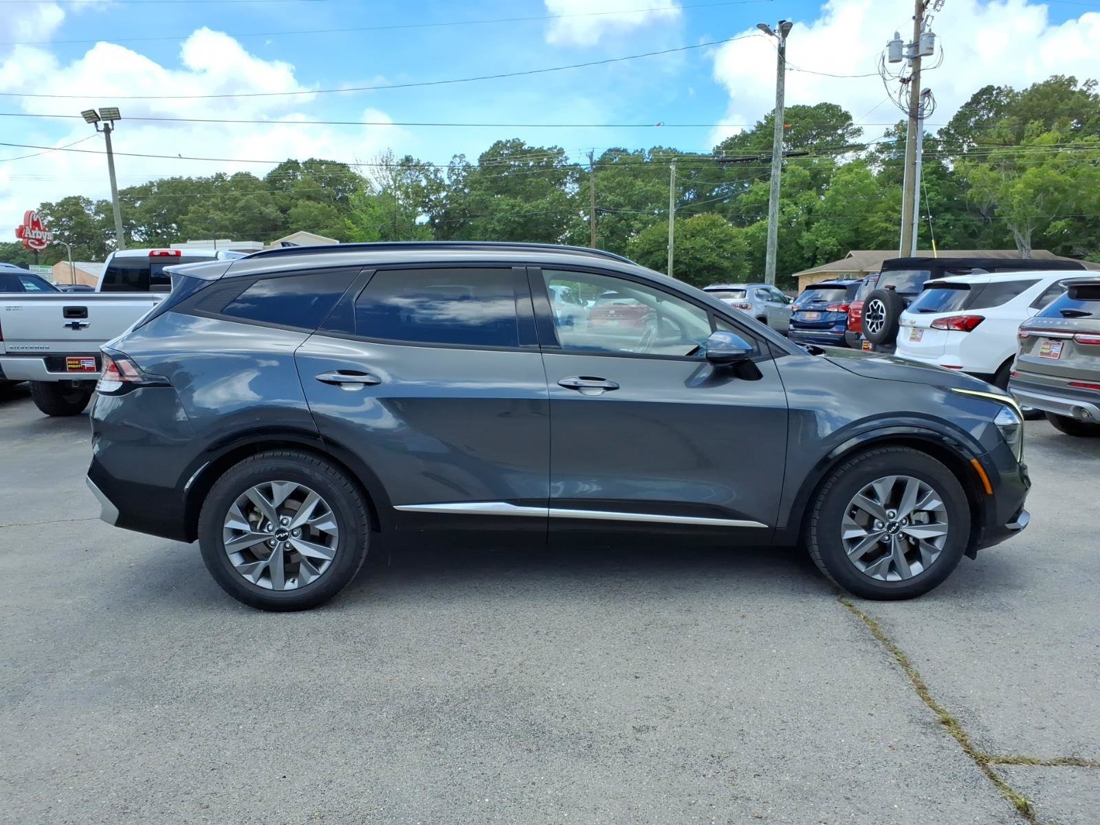 Used 2023 Kia Sportage SX FWD image 5