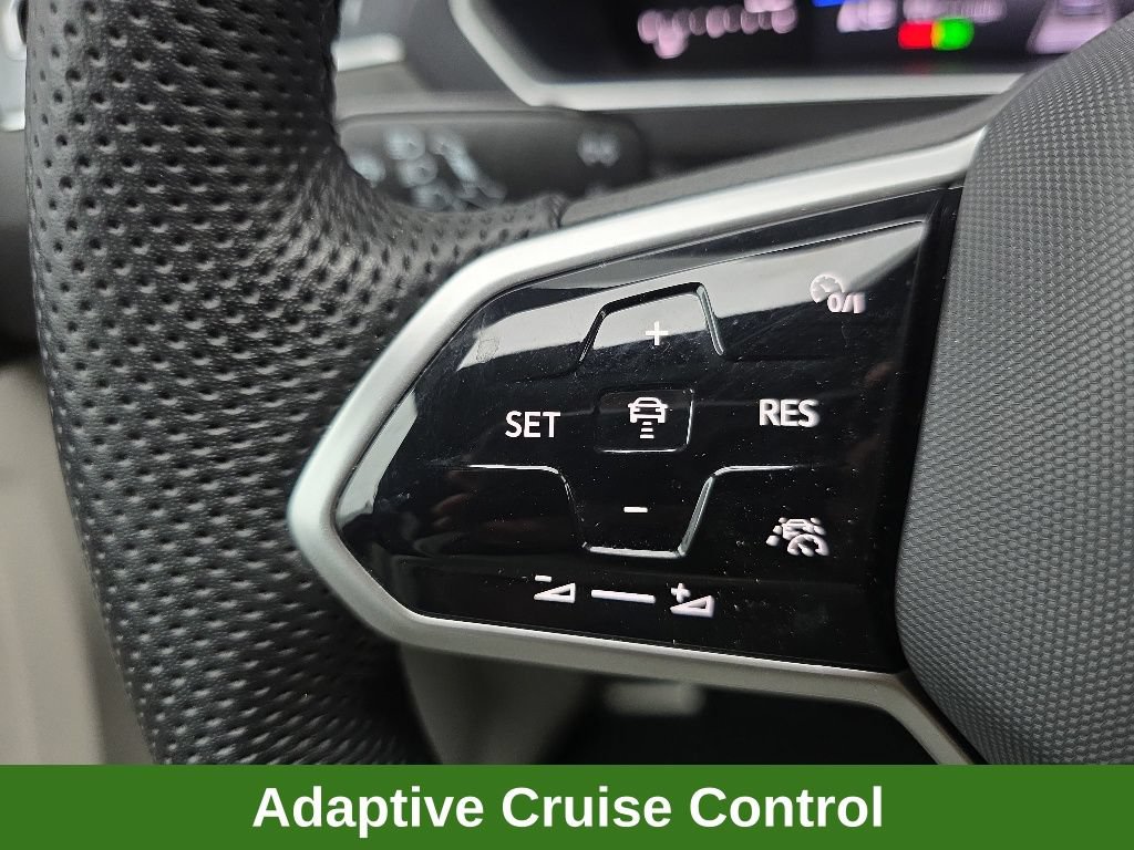 Used 2024 Volkswagen Tiguan SE R-Line AWD/4WD image 26
