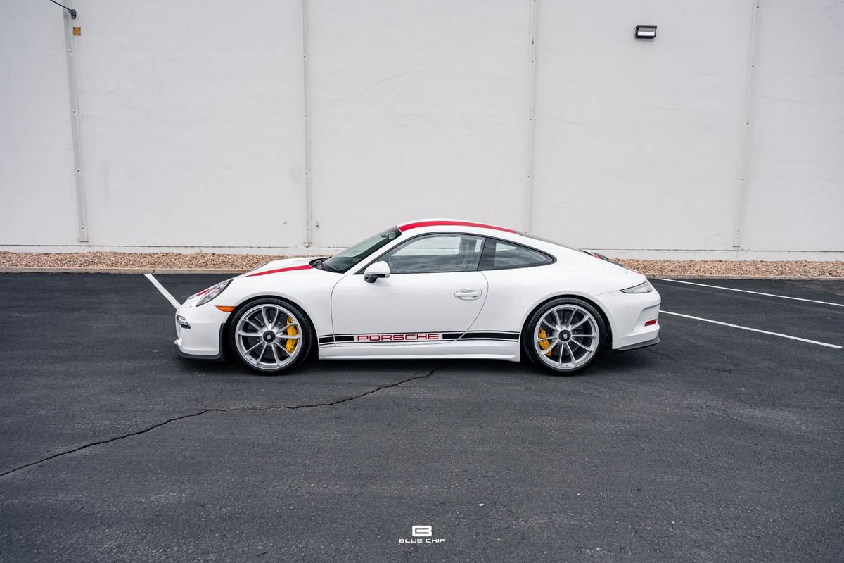 Used 2016 Porsche 911 R RWD image 6