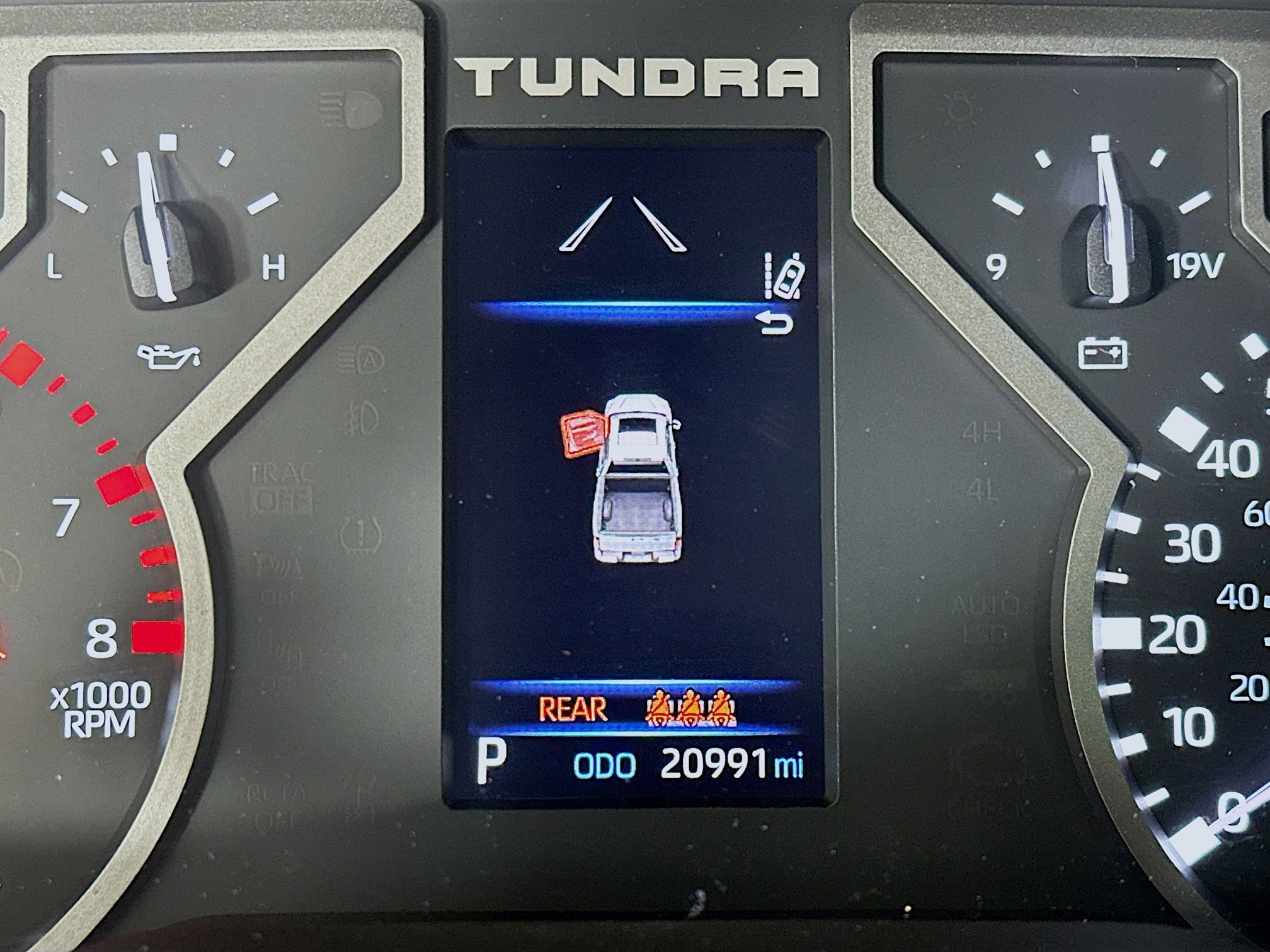 Used 2023 Toyota Tundra SR5 w/ SR5 Convenience Package image 19