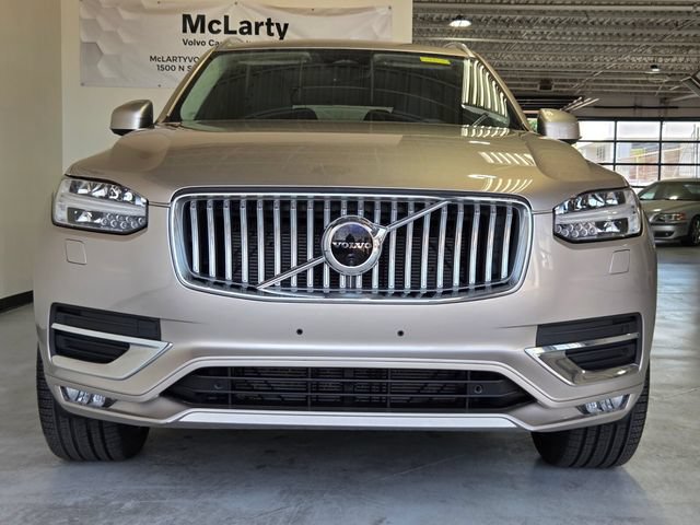 Certified 2023 Volvo XC90 B6 Plus AWD/4WD image 5