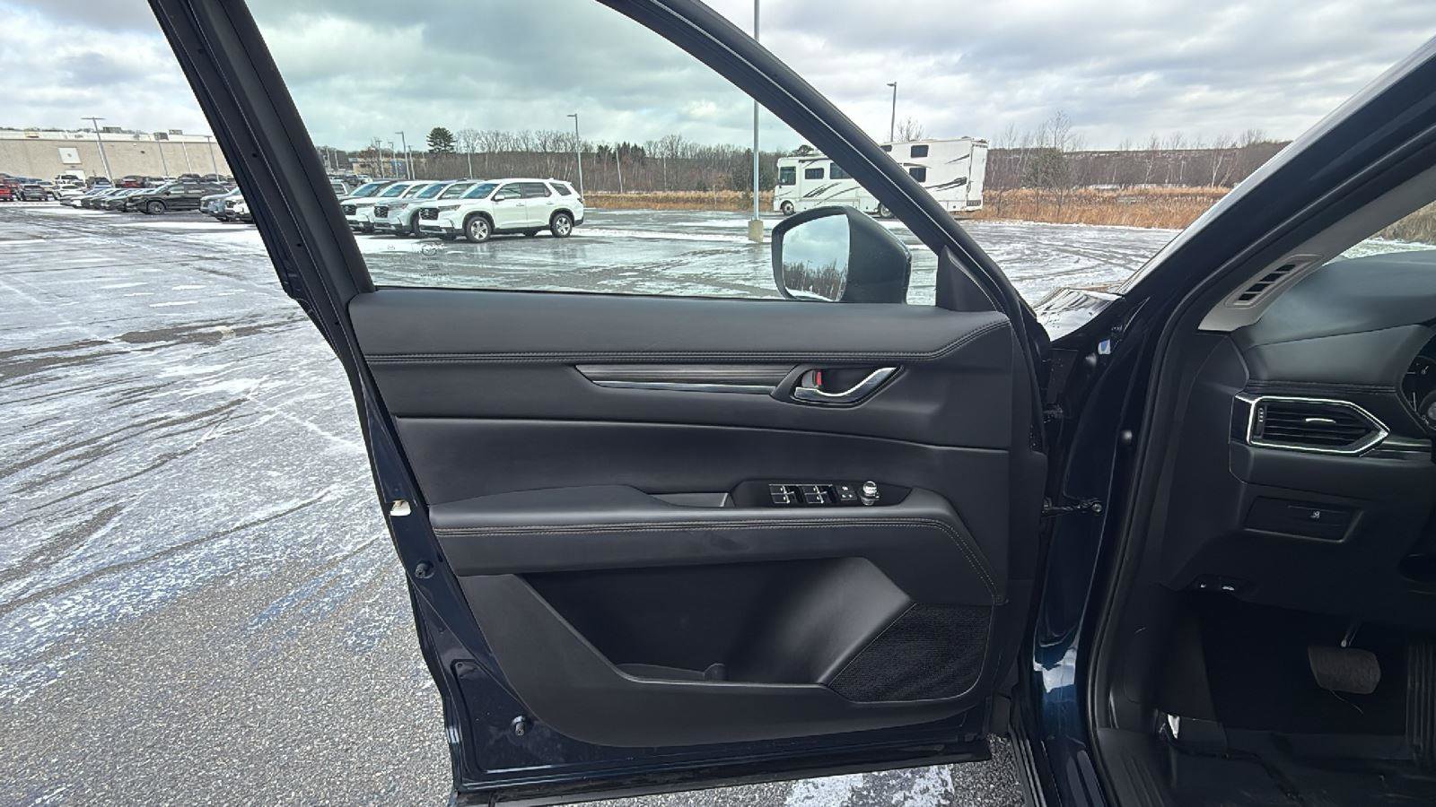 Used 2023 MAZDA CX-5 AWD 2.5 S w/ Premium Package image 24